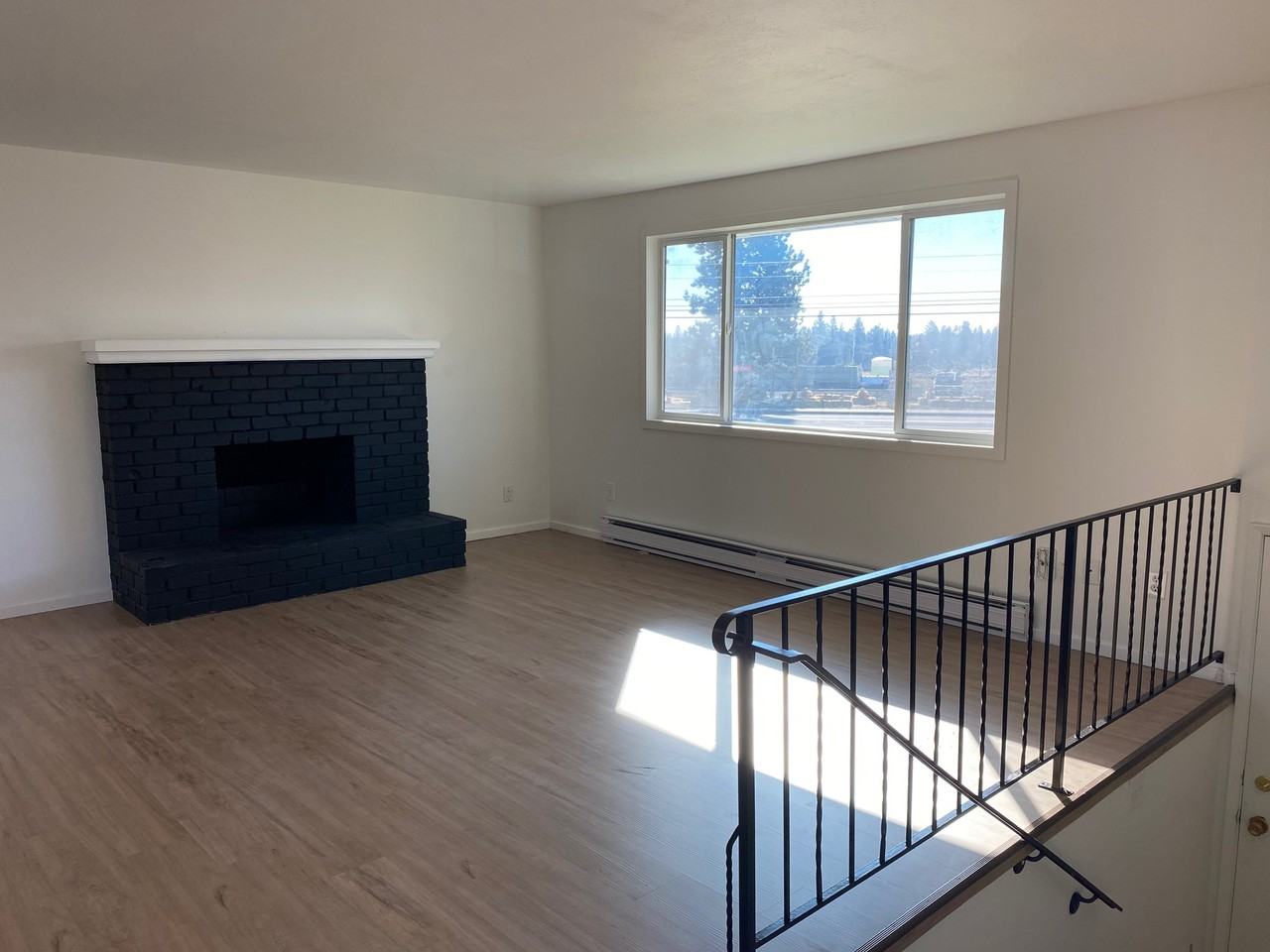 610 Chestnut St - Photo 2 of 8