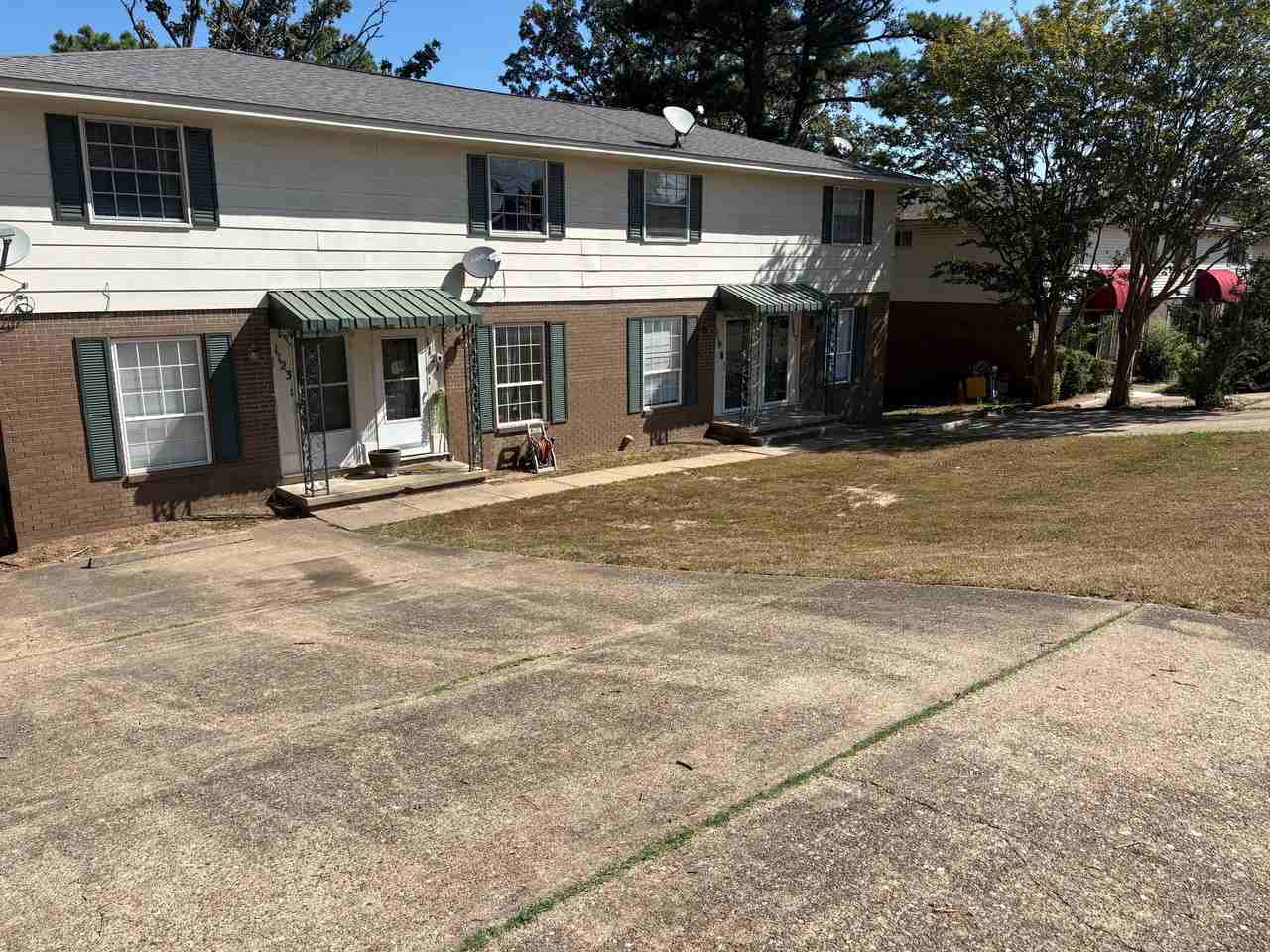 1123 W Scenic Dr #1123
