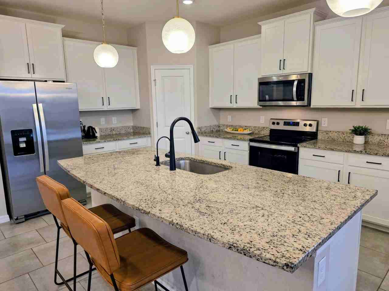 10091 Shoreline View Way - Photo 2 of 18