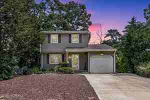 featured image of 5 Morey Ln