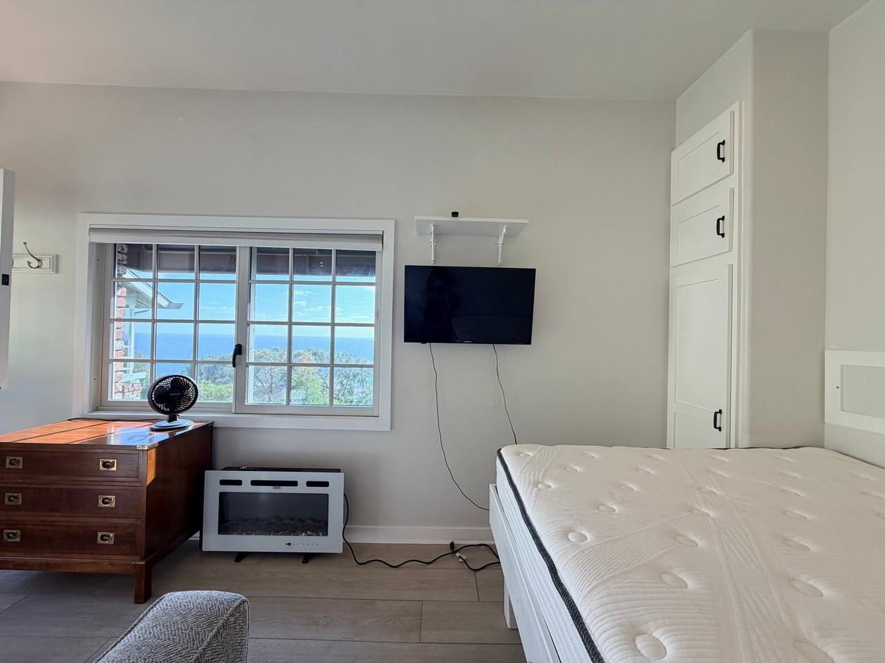 30 N Stonington Rd #30-1-2 - Photo 4 of 17
