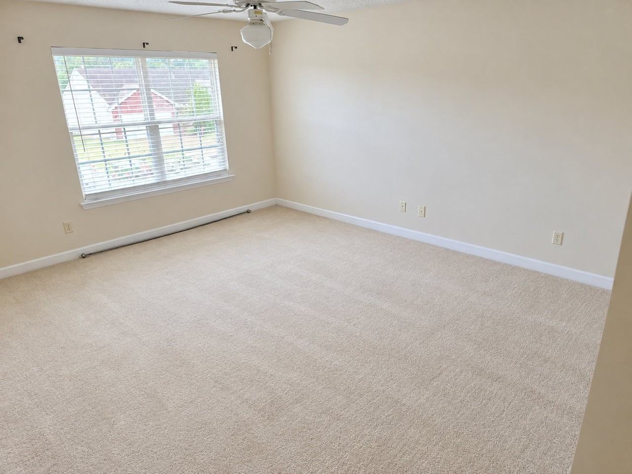 5033 Timber Trail Dr - Photo 4 of 19