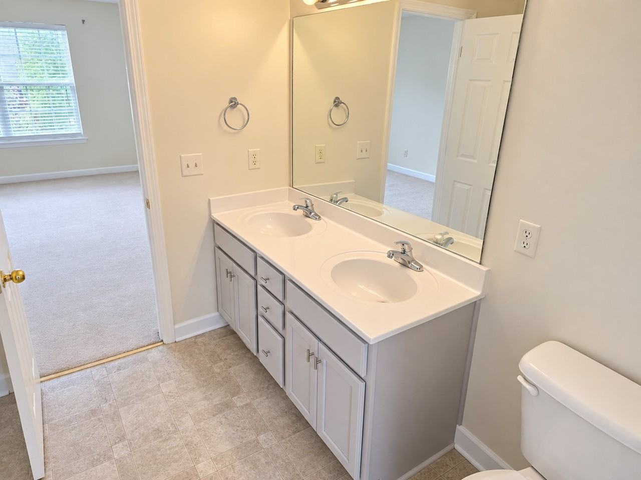 5033 Timber Trail Dr - Photo 6 of 19