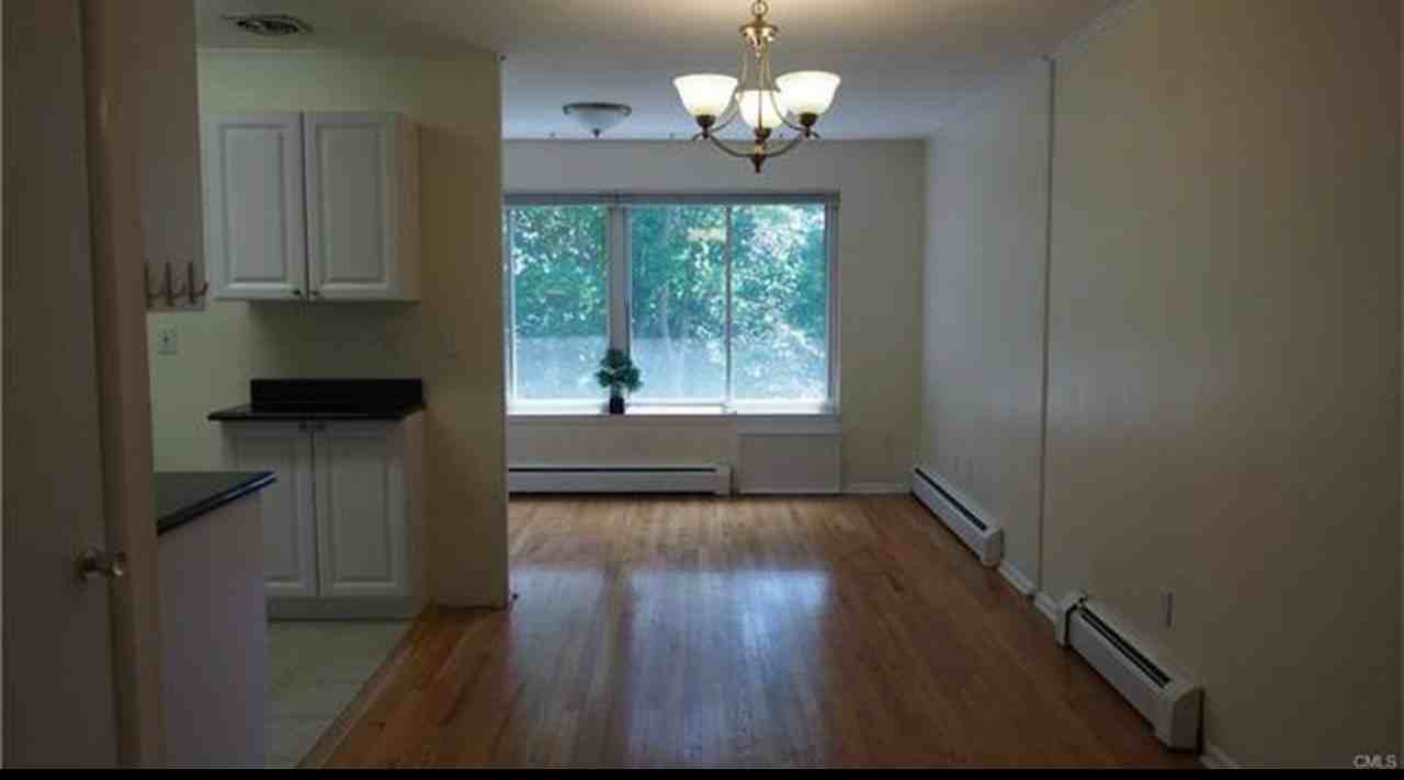 123 Katona Dr #4B4 - Photo 6 of 10