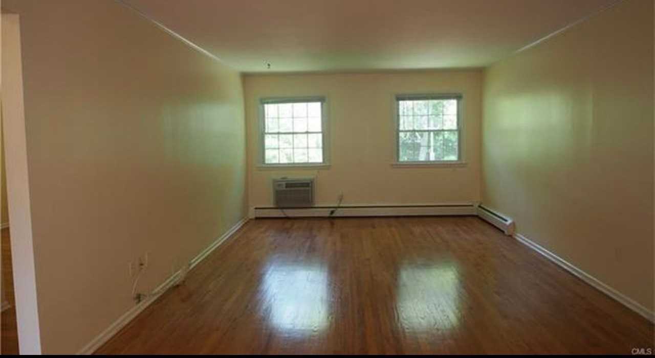 123 Katona Dr #4B4 - Photo 7 of 10