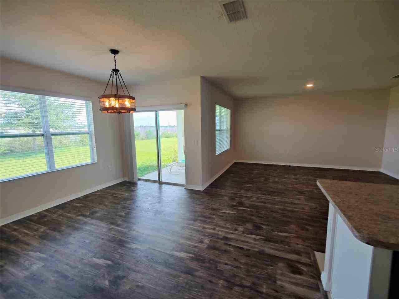 1901 Partin Terrace Rd - Photo 7 of 15