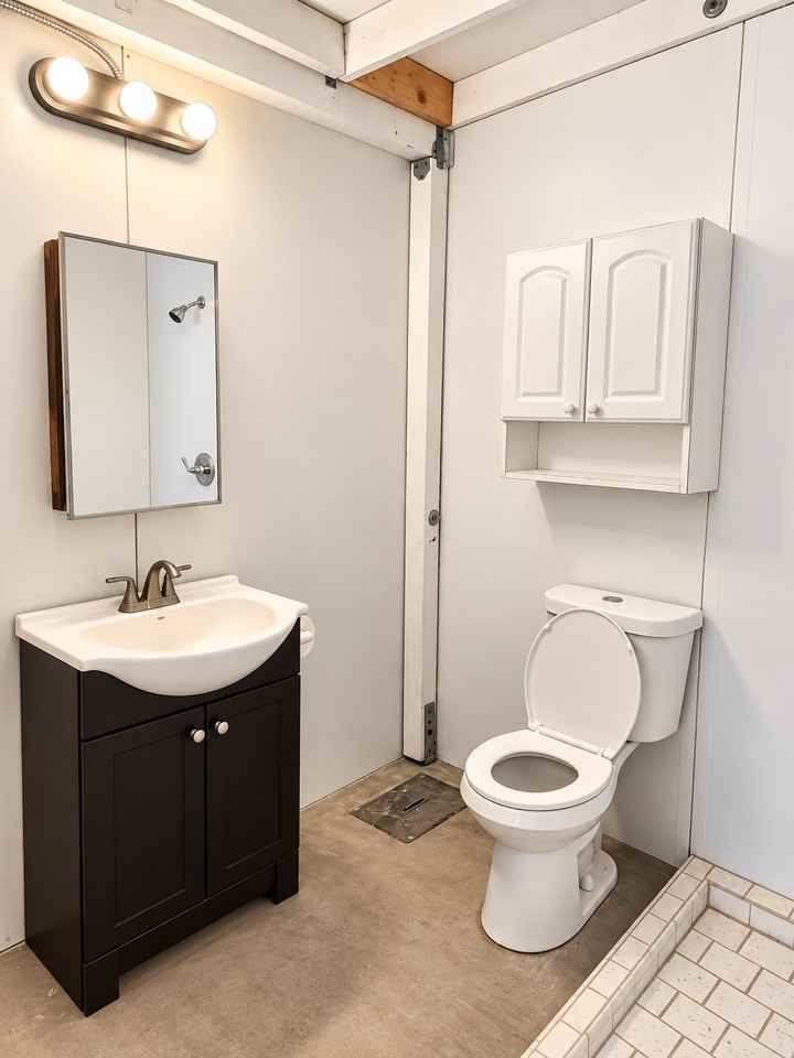 3555 Valley Way - Photo 5 of 6