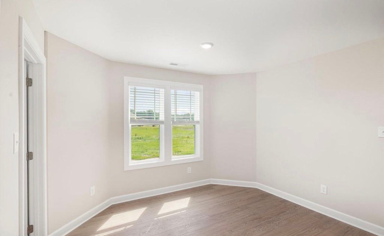 210 Maxwell Farm Ln - Photo 6 of 16