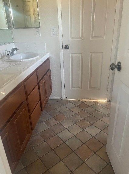 123 Francesca Dr - Photo 6 of 7