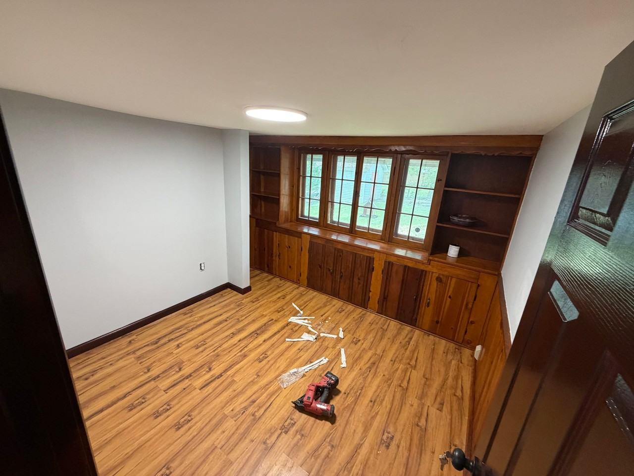 9518 Marlowe Ave - Photo 7 of 9