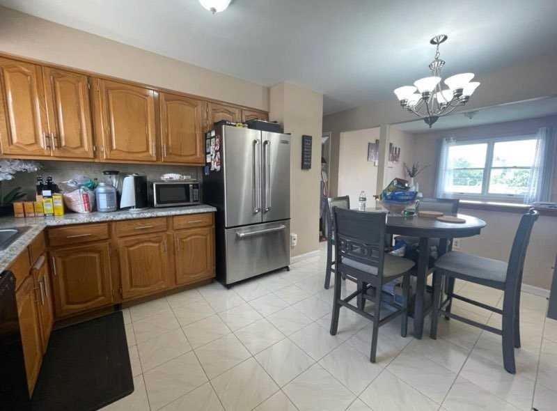 14 Lincoln Pl Fl 2 #FL2 - Photo 2 of 10