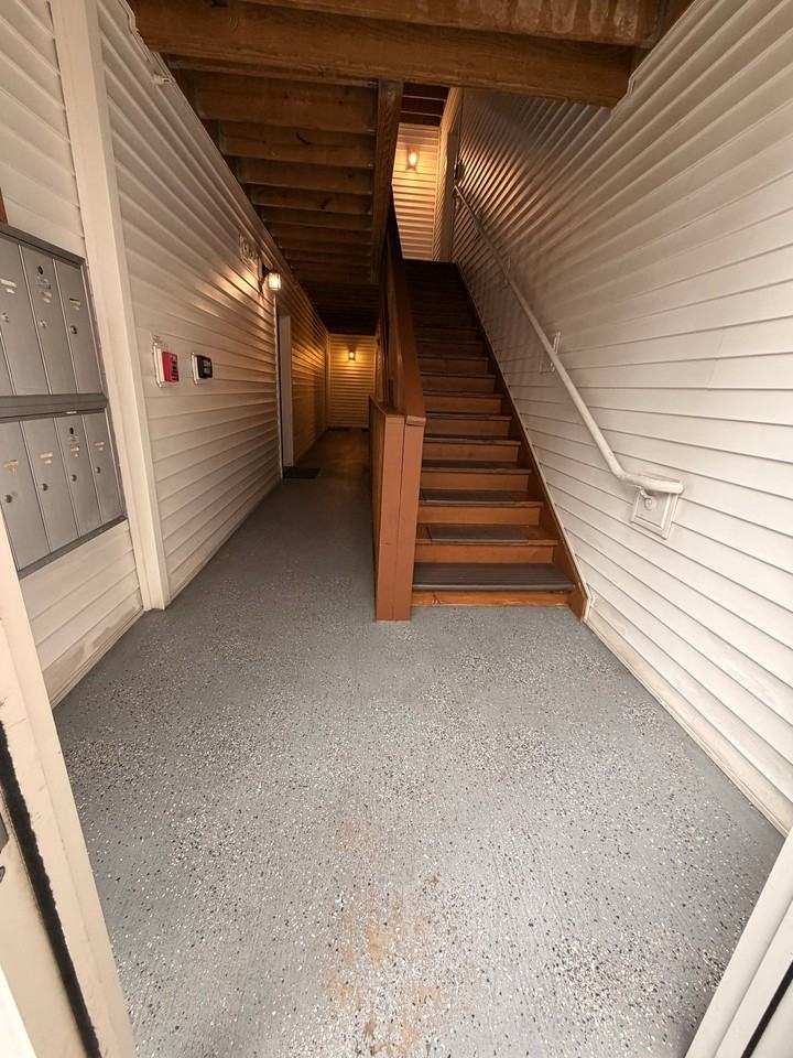 6522 Lake Park Dr #102 - Photo 3 of 20