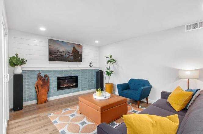 4311 Janan Way - Photo 6 of 17