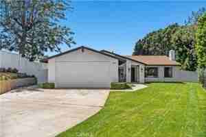 featured image of 872 S Havenwood Cir
