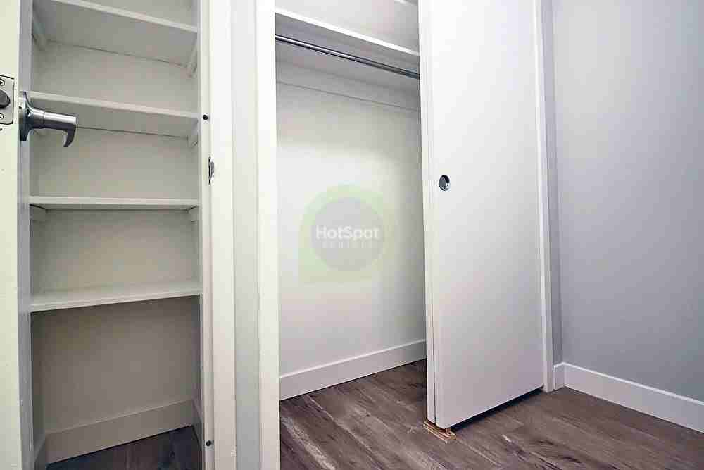 1134 S Michigan Ave - Photo 5 of 6