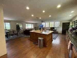 15504 Hawley Pl #B - Photo 3 of 19