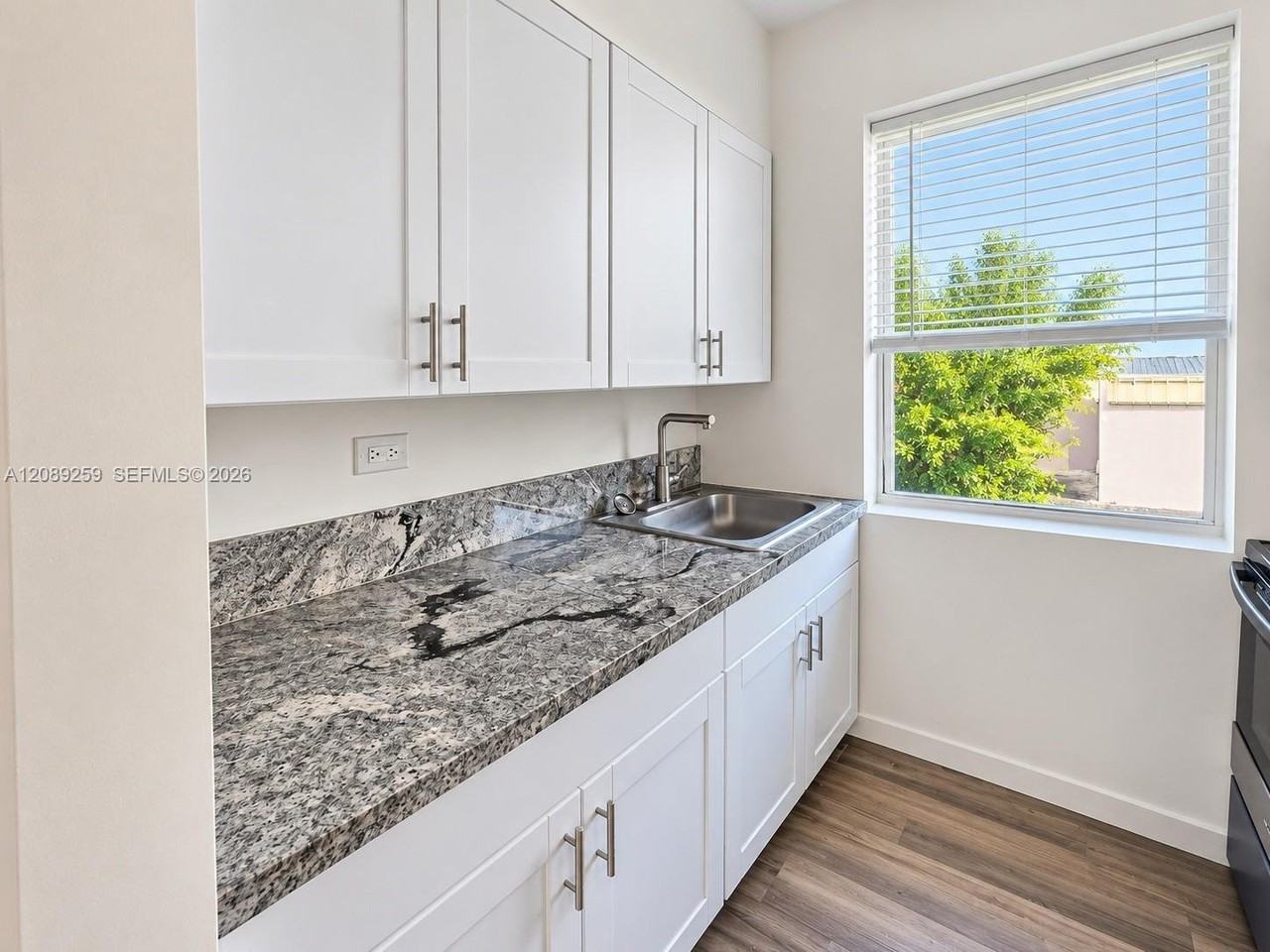 926 79th Ter #6 - Photo 5 of 7