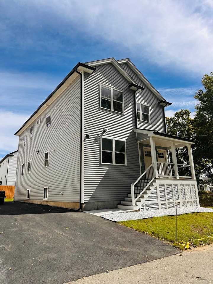 71 Lakeside St - Photo 2 of 10