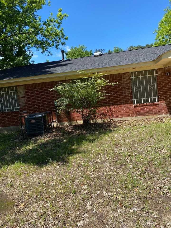 870 Columbia Rd - Photo 2 of 14