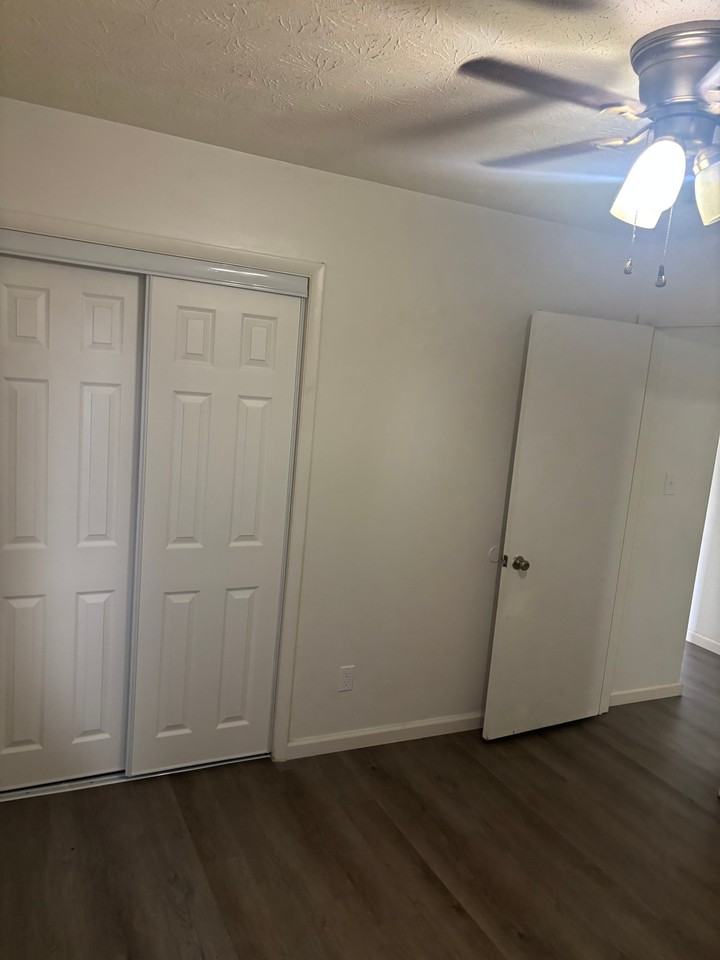 102 S Pocahantas St #3 - Photo 4 of 5