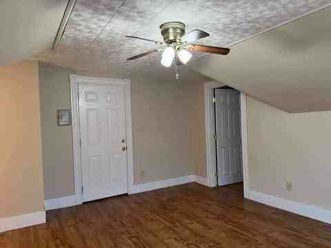 20 Sylvan Ave #3 - Photo 5 of 10