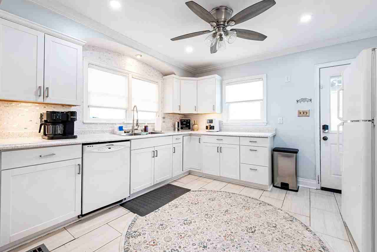 534 Eastern Pkwy - Photo 4 of 20