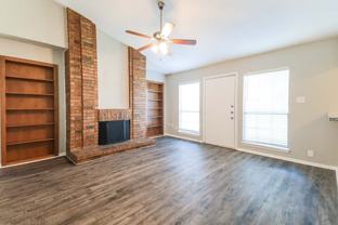 422 Kingsbridge Dr - Photo 1 of 1