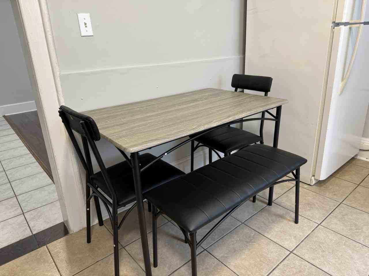 1094 Niagara Street - Photo 3 of 14