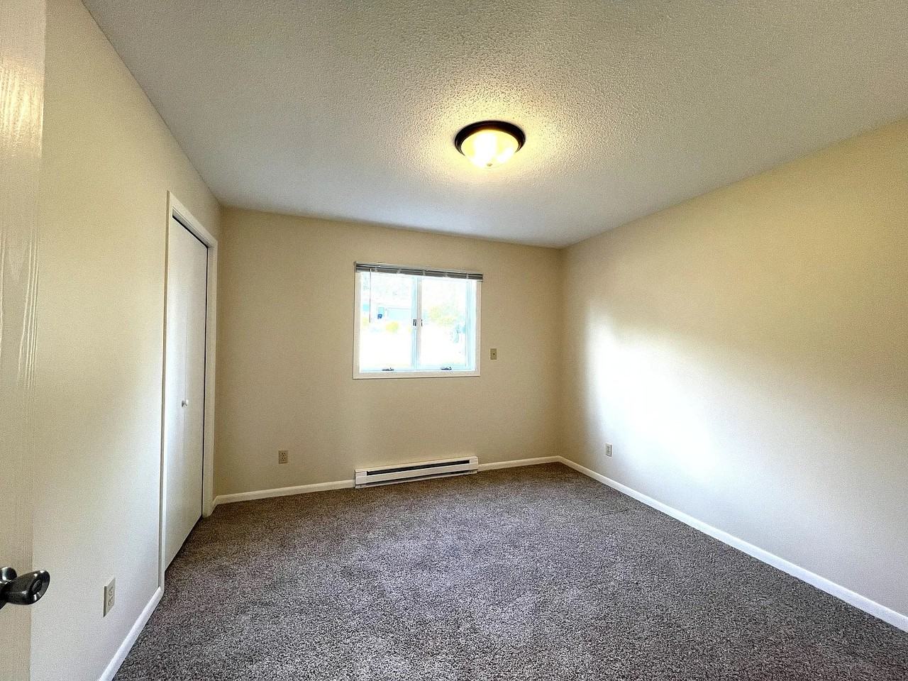 406 Timberlane Dr #2 - Photo 7 of 7