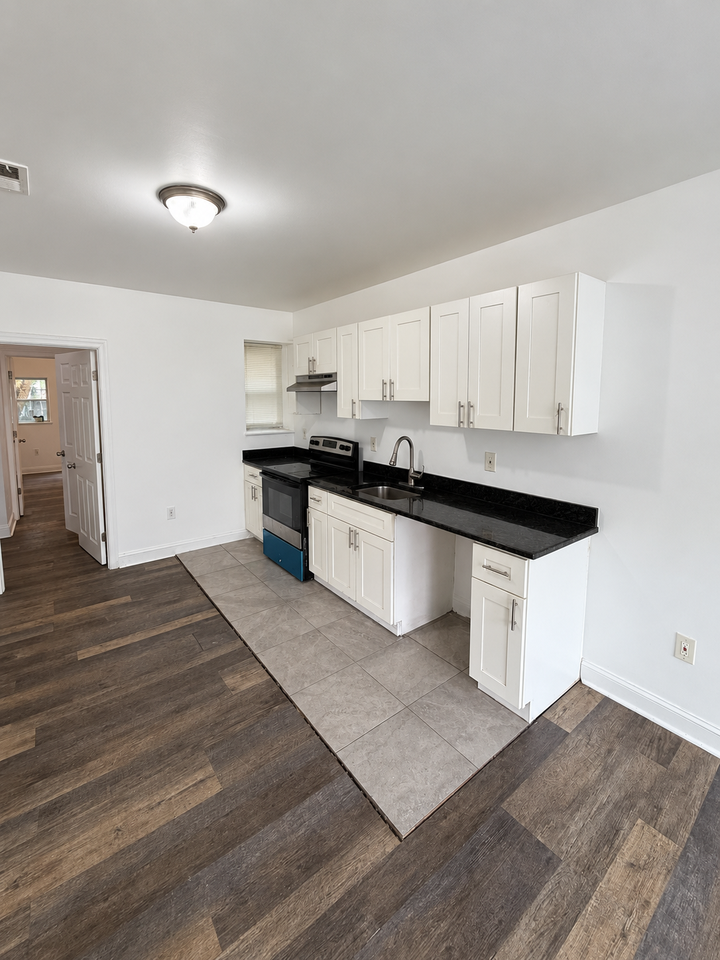 3442 Helen St #NA - Photo 4 of 20