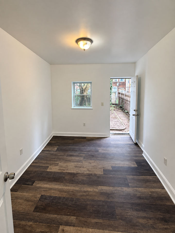 3442 Helen St #NA - Photo 5 of 20
