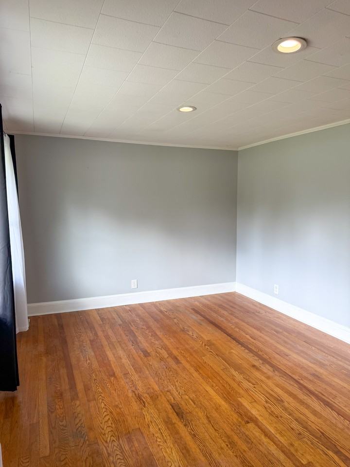 3501 Highmarket St #B - Photo 3 of 16