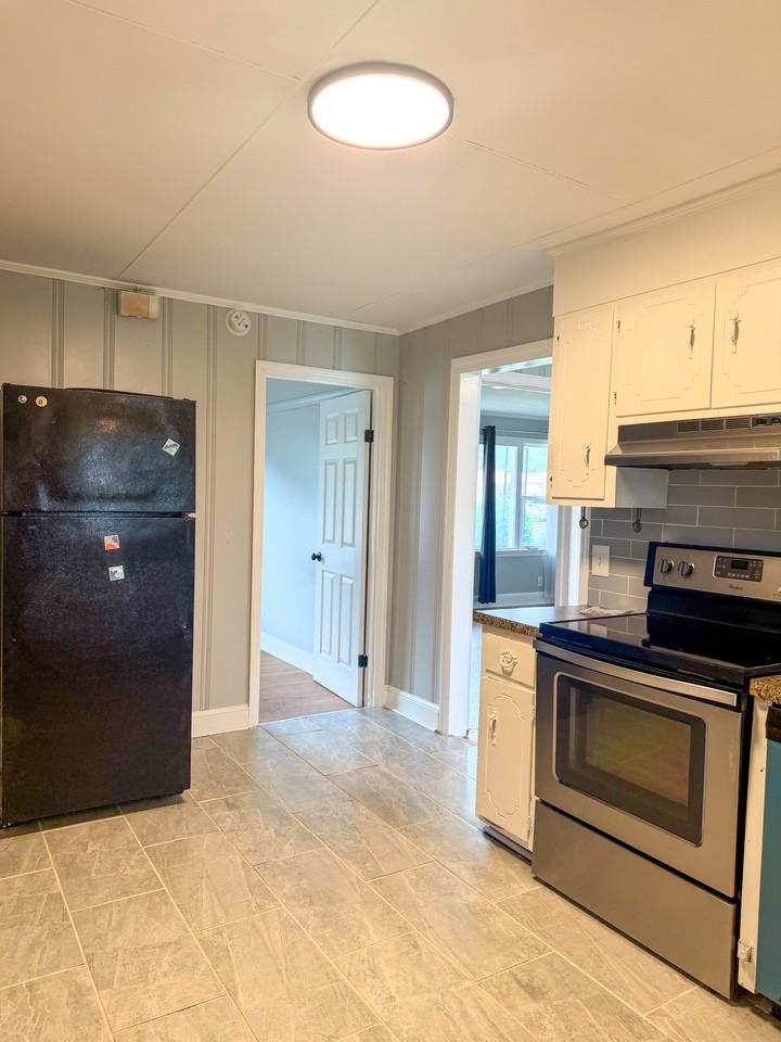 3501 Highmarket St #B - Photo 6 of 16