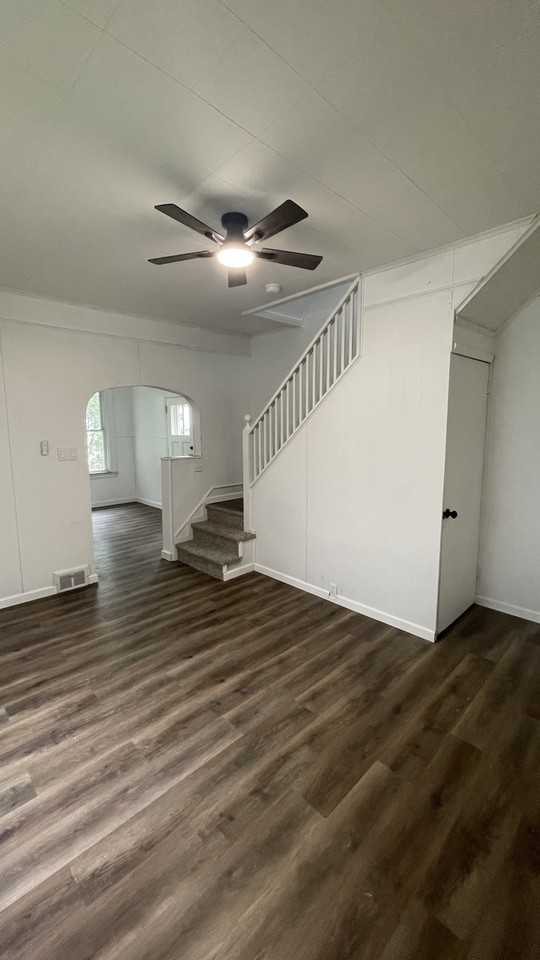 517 Hudson Ave #NA - Photo 5 of 16