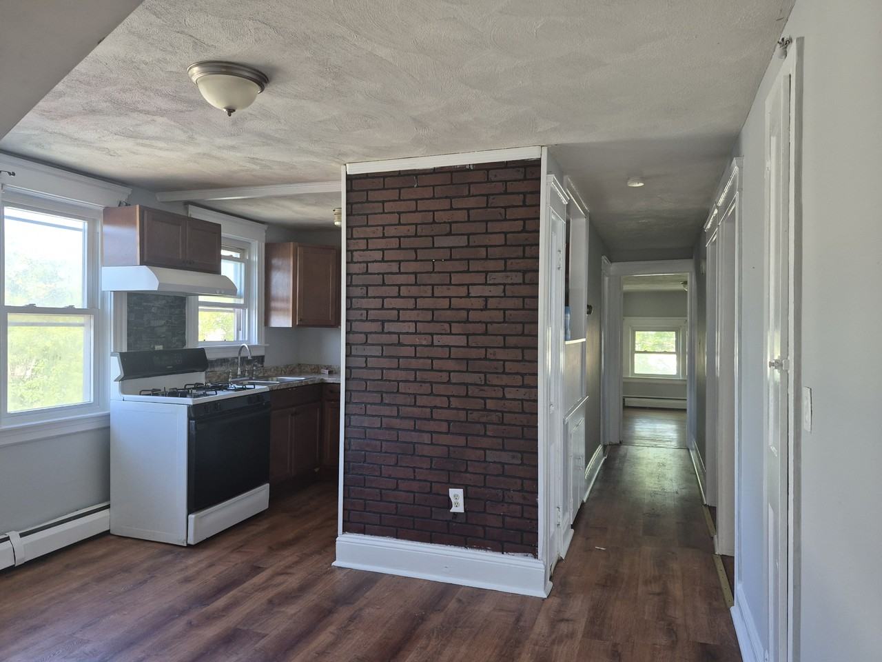 57 Marietta St #2 - Photo 4 of 7
