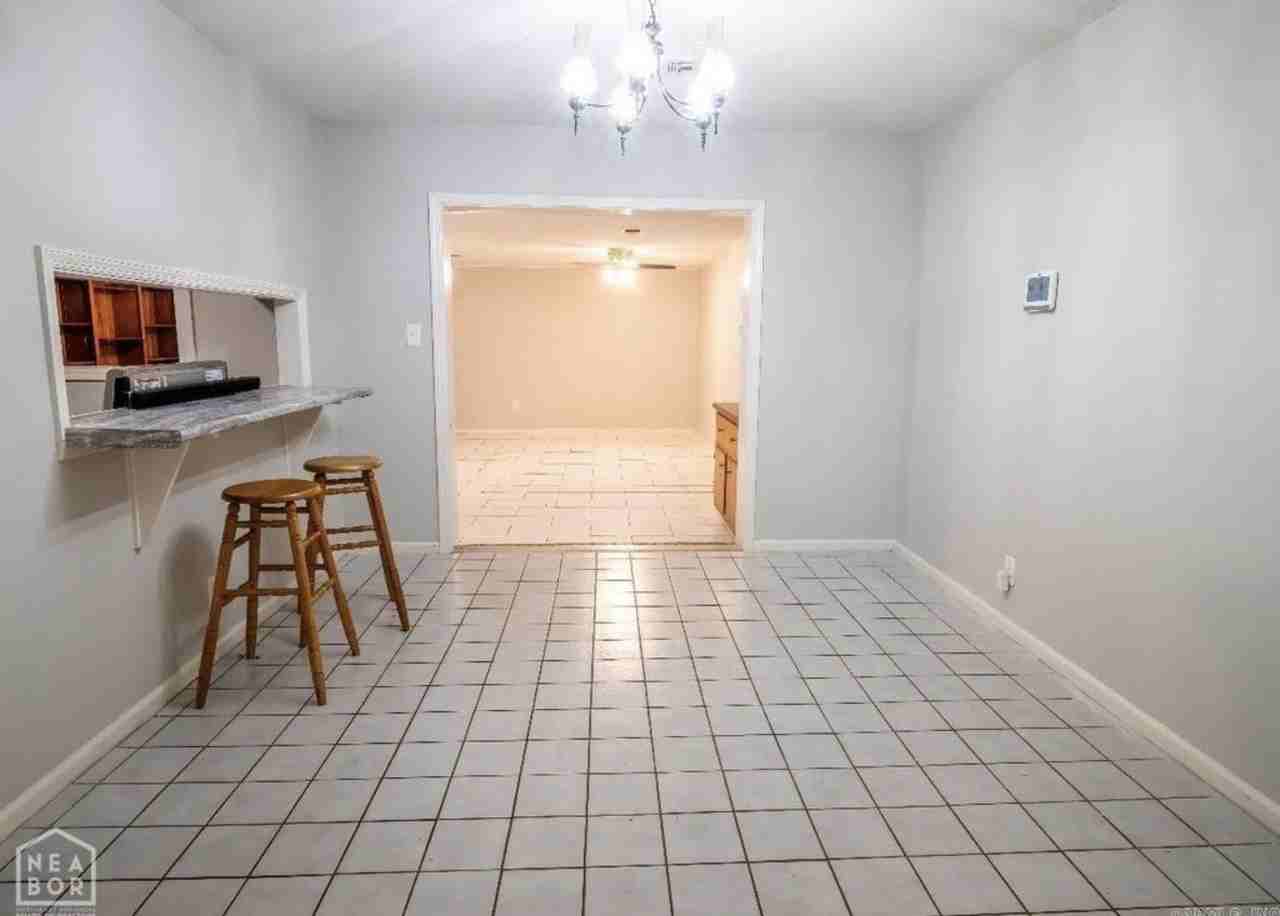 1705 Colonial Rd #NA - Photo 2 of 6