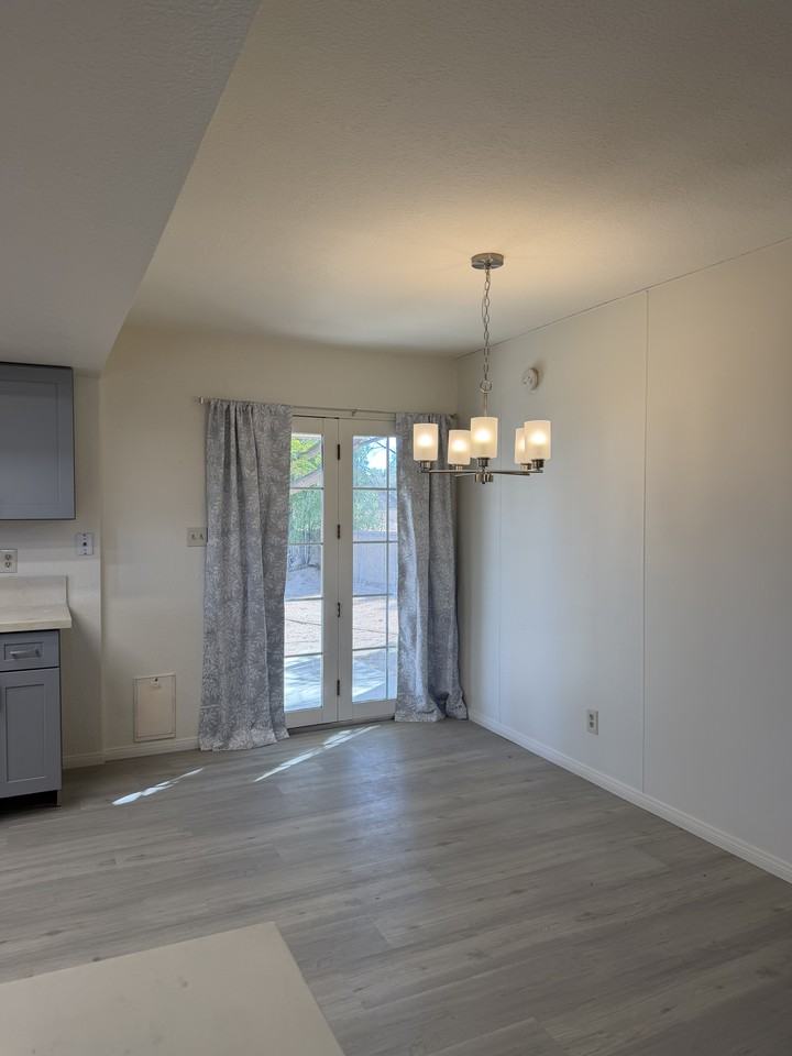 3861 Savoy Blvd #A - Photo 5 of 10