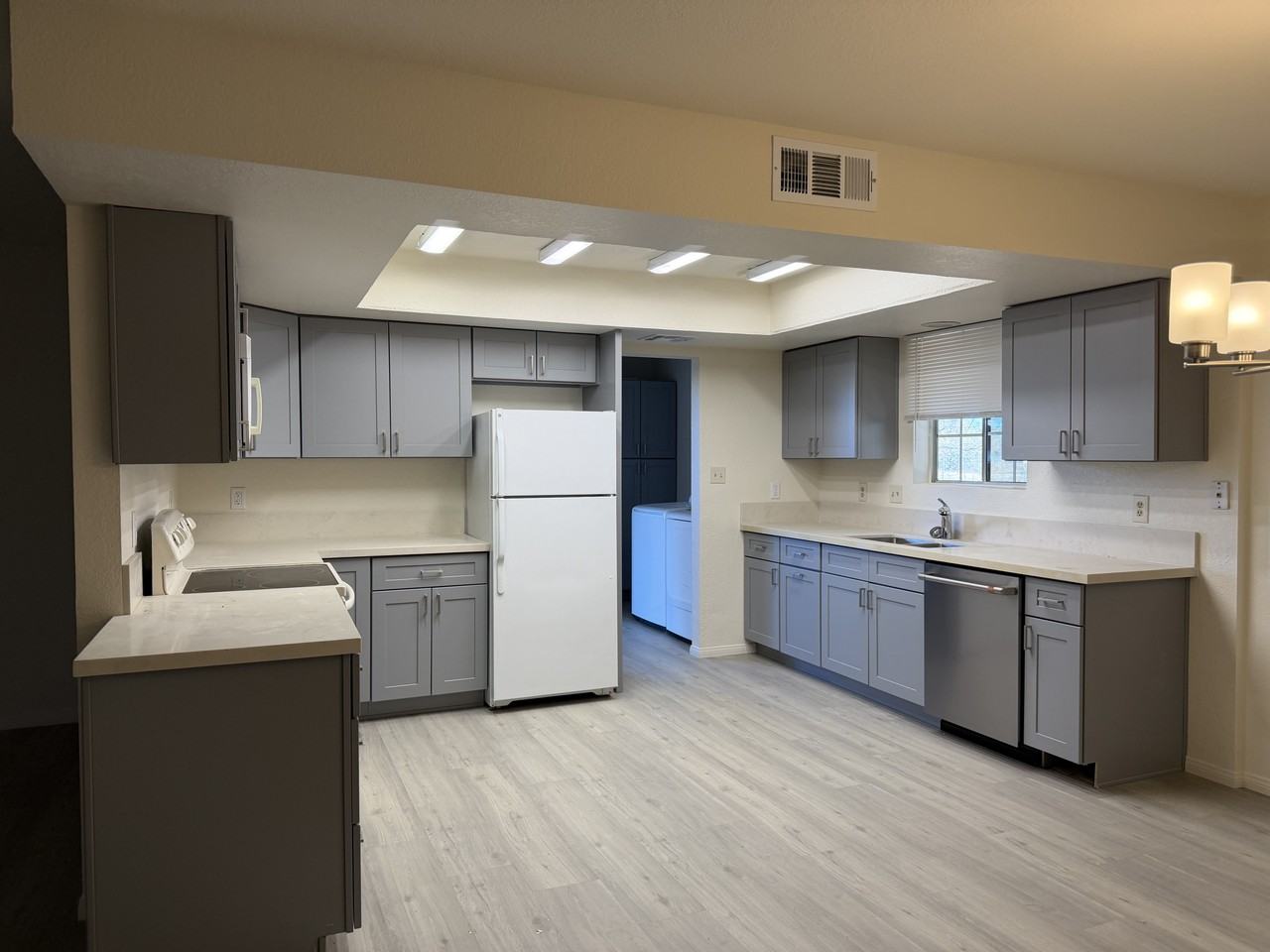 3861 Savoy Blvd #A - Photo 6 of 10
