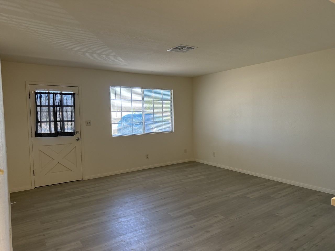 3861 Savoy Blvd #A - Photo 7 of 10