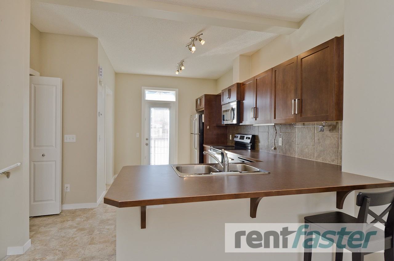 128 New Brighton Pt Se - Photo 3 of 20