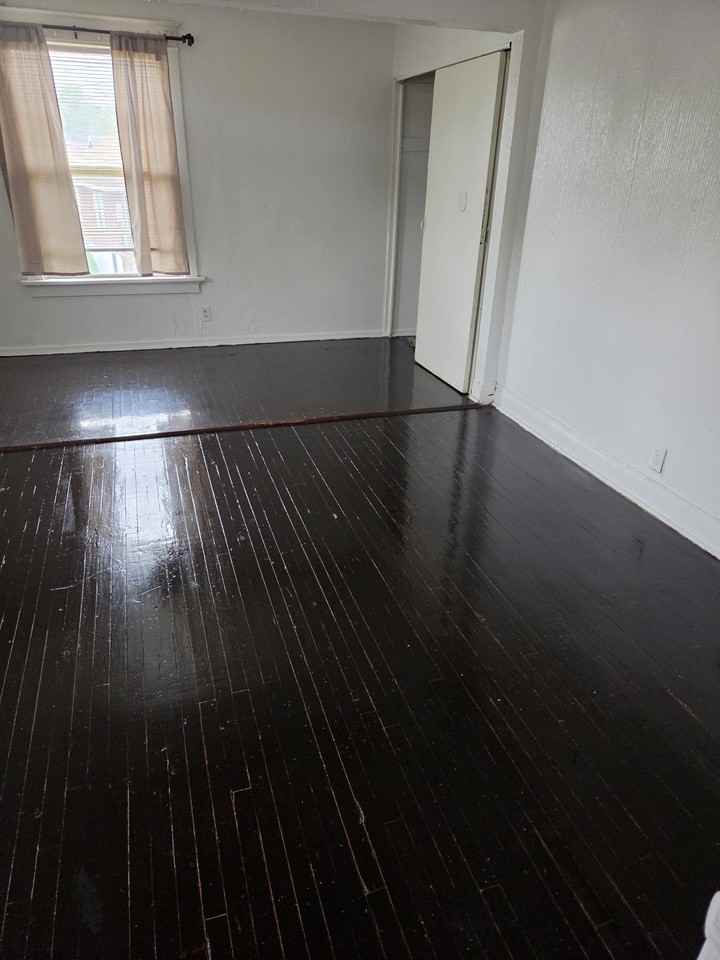 7019 Hunter Ave #2FL - Photo 7 of 9