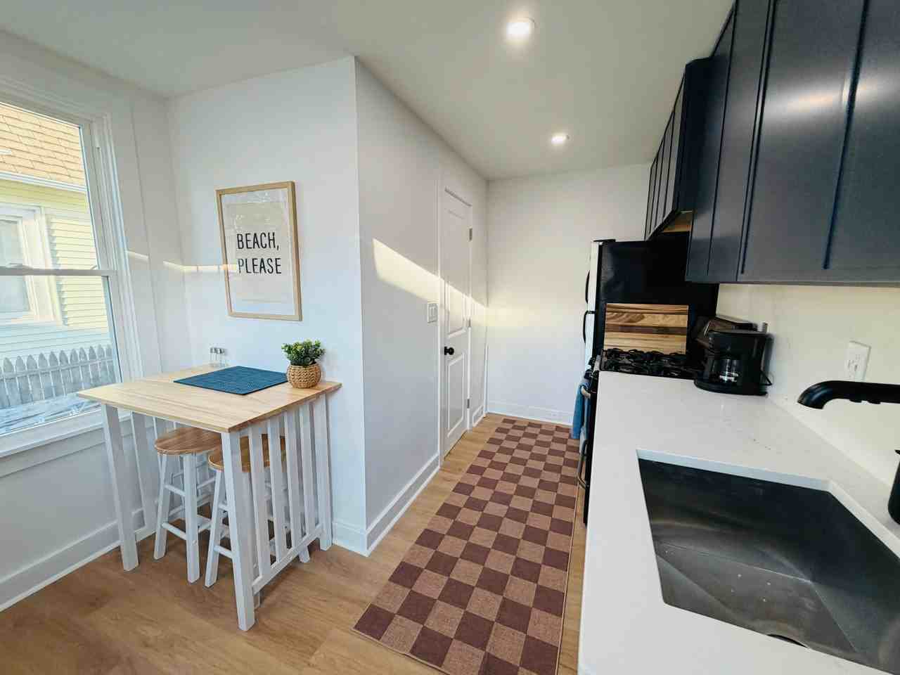 600 Brinley Ave #1W - Photo 3 of 17