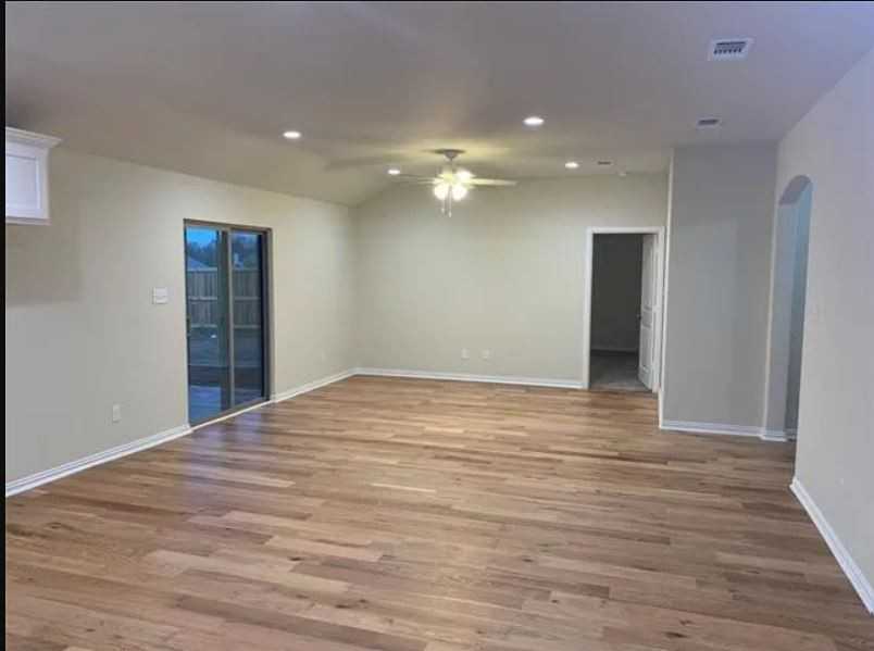3514 Brookstone Dr #NA - Photo 4 of 11