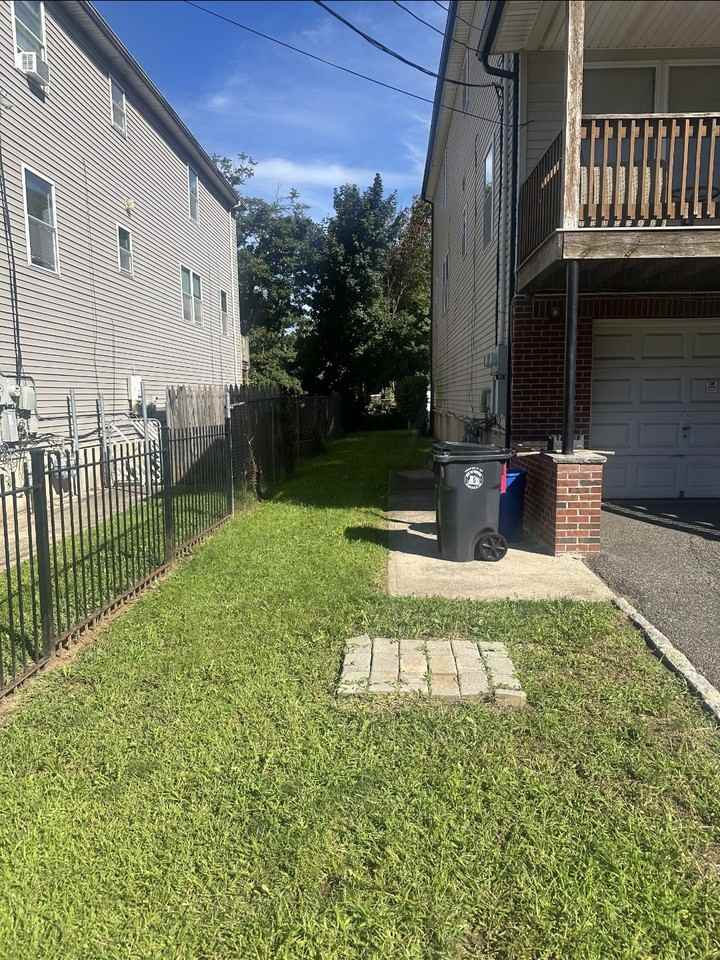 836 Hunterdon St #NA - Photo 3 of 11