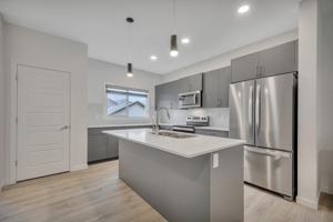 featured image of 3323 Erlanger Bend Nw