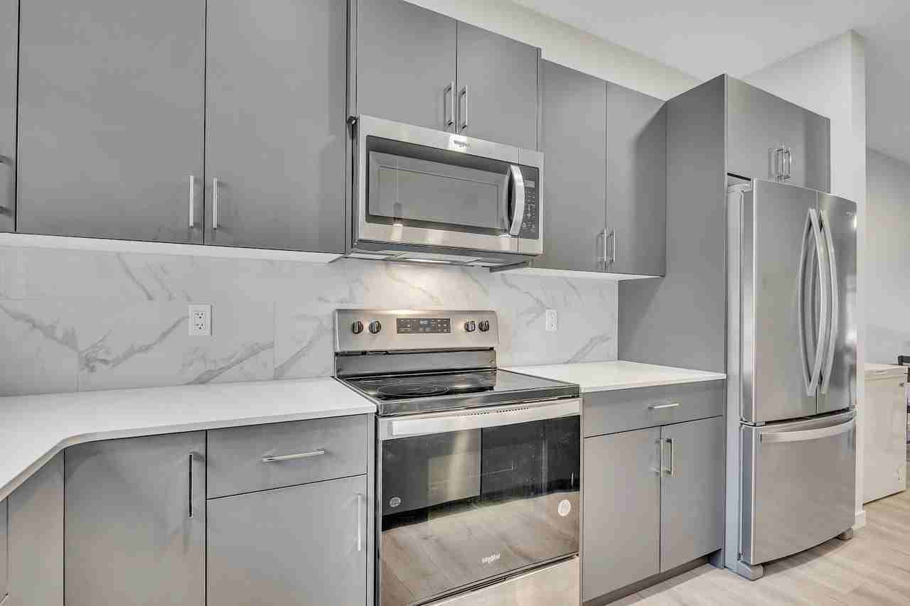 3323 Erlanger Bend Nw - Photo 7 of 15