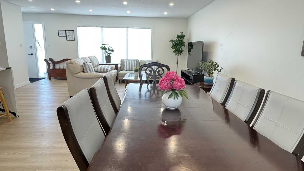 9607 Oakhill Dr Sw - Photo 4 of 43