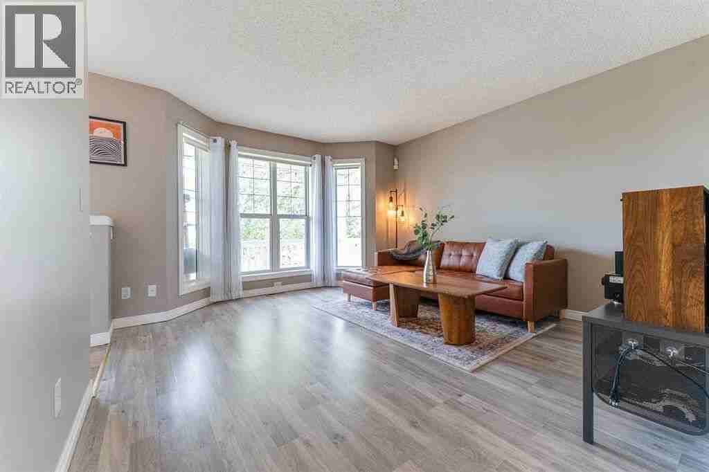 142 Bridlewood Manor Sw - Photo 5 of 26