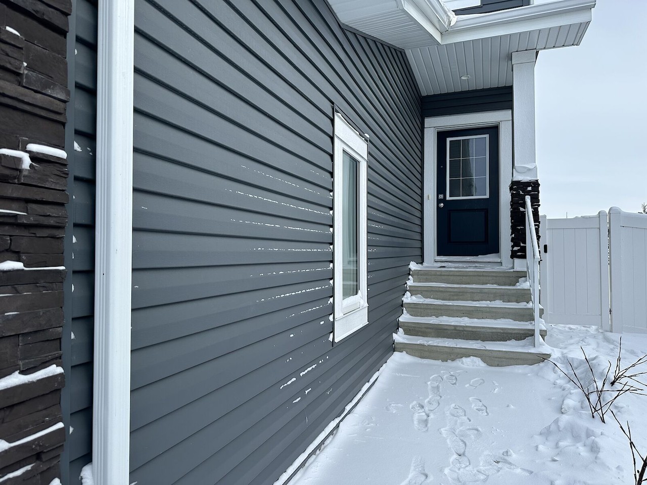 52 Latoria Crt - Photo 2 of 17