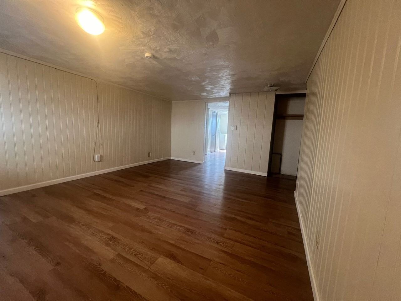 160 6th street - Photo 3 of 21